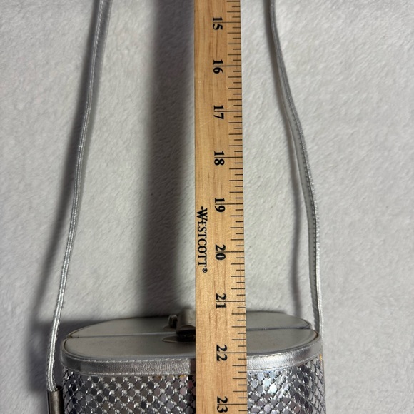 Vintage Silver Mesh Metal Frame Box Bag by Y&S - Picture 10 of 13